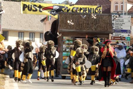 PUSTNI KARNEVAL PUSTOLETJE 50 FOTO LJUBO VUKELIČ